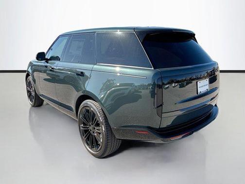 2026 Land Rover Range Rover P400 SE