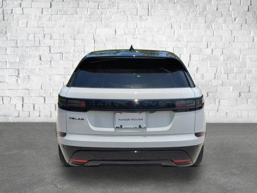 2026 Land Rover Range Rover Velar P250 SE R-Dynamic