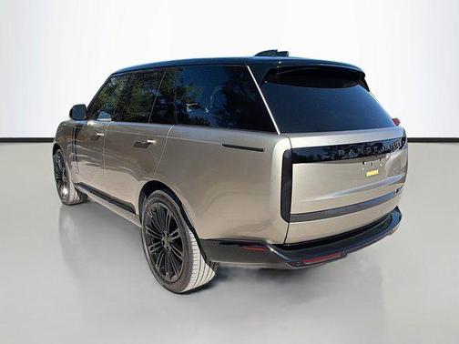 2026 Land Rover Range Rover P400 SE