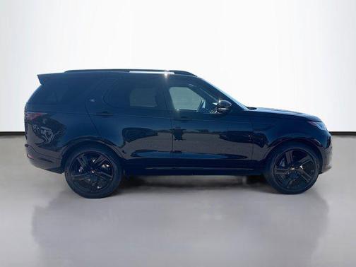 2026 Land Rover Discovery Dynamic SE