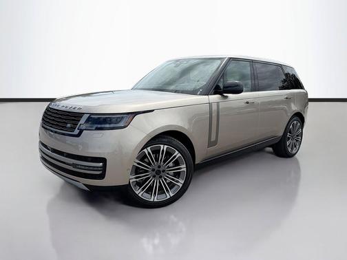 Gold 2026 Land Rover Range Rover P400 SE 7 Seat