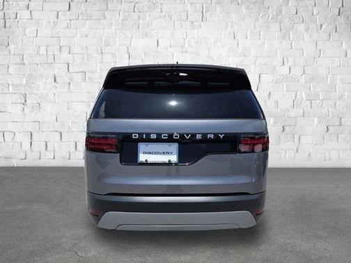 2025 Land Rover Discovery P300 S