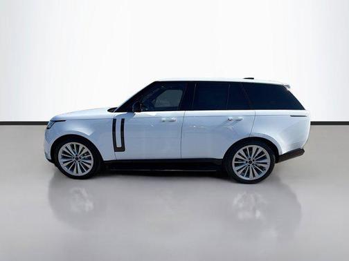 2026 Land Rover Range Rover P400 SE