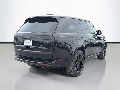 Santorini Black 2026 Land Rover Range Rover P530 SE
