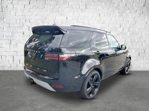2025 Land Rover Discovery P360 Metropolitan Edition