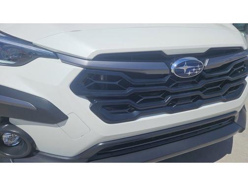 Crystal White Pearl 2025 Subaru Crosstrek Limited