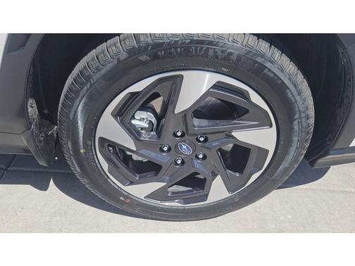 Crystal White Pearl 2025 Subaru Crosstrek Limited
