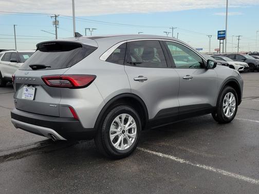 ICONIC SILVER METALLIC 2024 Ford Escape ACTIVE