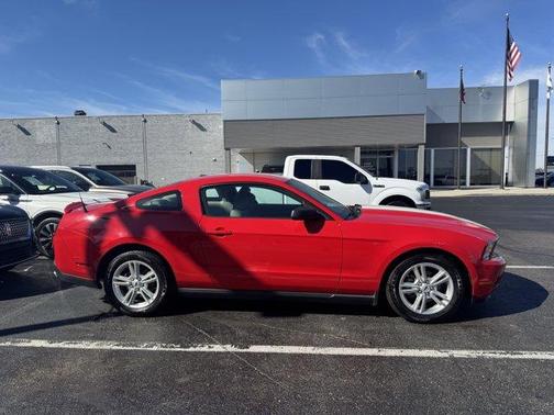 2010 Ford Mustang V6