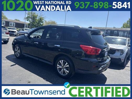2019 Nissan Pathfinder SL
