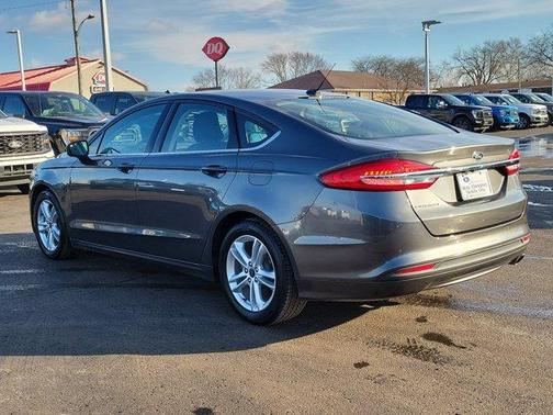 2018 Ford Fusion SE