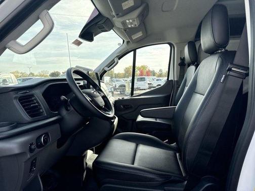 2024 Ford Transit-250 