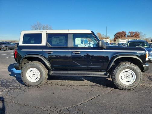 2025 Ford Bronco Heritage Edition