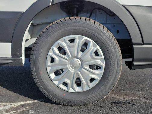 2026 Ford Transit-250 148 WB Medium Roof Cargo