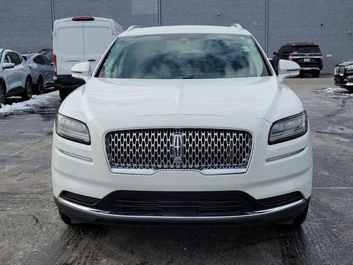 2023 Lincoln Nautilus Standard