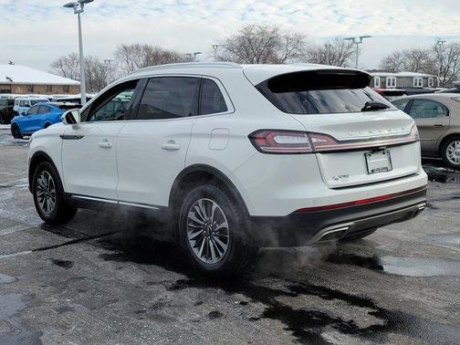 2023 Lincoln Nautilus Standard