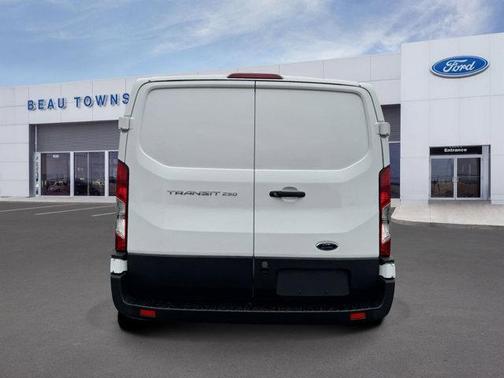 2024 Ford Transit-250 