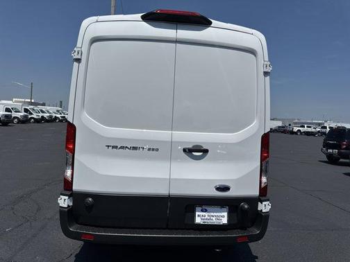2025 Ford Transit-250 148 WB Medium Roof Cargo