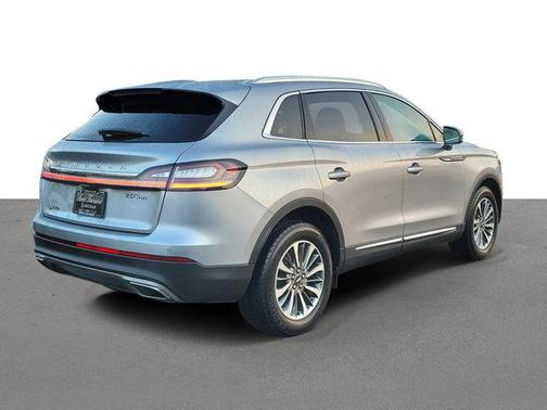 2020 Lincoln Nautilus Standard