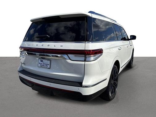 2024 Lincoln Navigator Reserve