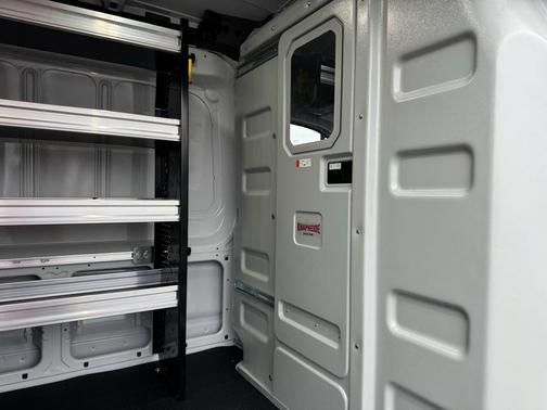 2026 Ford Transit-250 148 WB Medium Roof Cargo