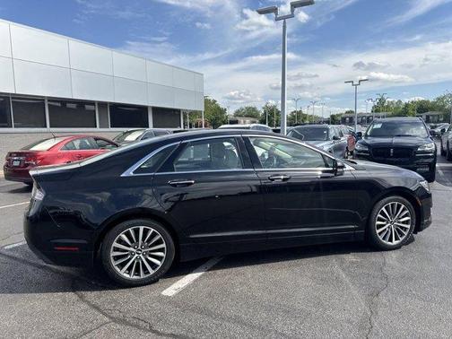 2020 Lincoln MKZ Standard