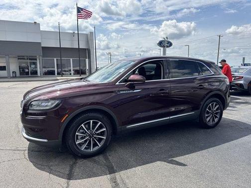 2022 Lincoln Nautilus Standard