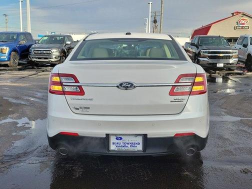 2019 Ford Taurus SEL