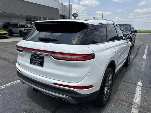 2022 Lincoln Corsair Standard