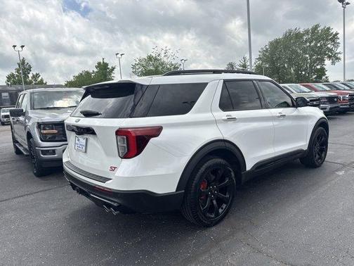 2023 Ford Explorer ST