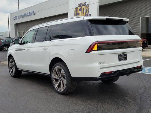 2026 Lincoln Navigator L Black Label