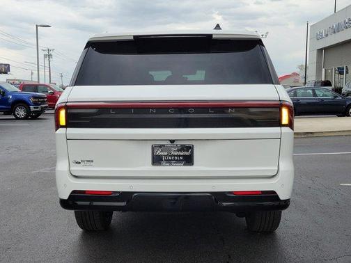 2026 Lincoln Navigator L Black Label