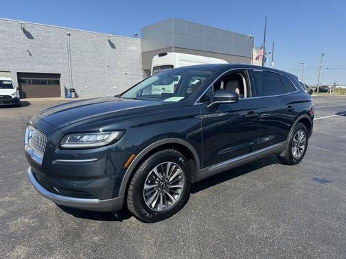 2022 Lincoln Nautilus Standard