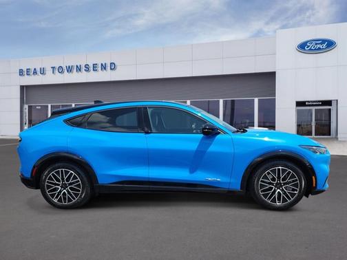 GRABBER BLUE METALLIC 2024 Ford Mustang Mach-E PREMIUM