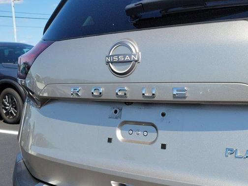 2022 Nissan Rogue Platinum