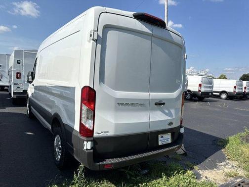 2025 Ford Transit-250 148 WB Medium Roof Cargo
