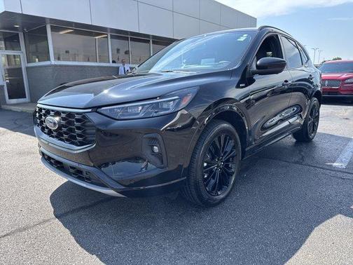 2025 Ford Escape ST-Line Elite