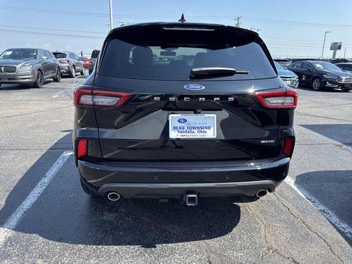 2025 Ford Escape ST-Line Elite