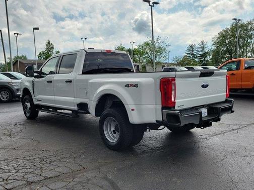 OXFORD WHITE 2025 Ford F-350 XLT