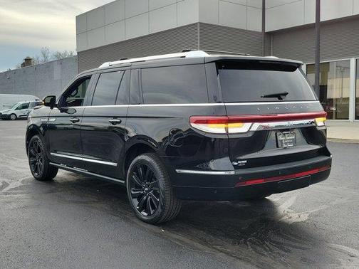 2023 Lincoln Navigator L Reserve