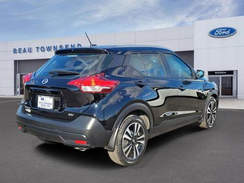 2019 Nissan Kicks SV