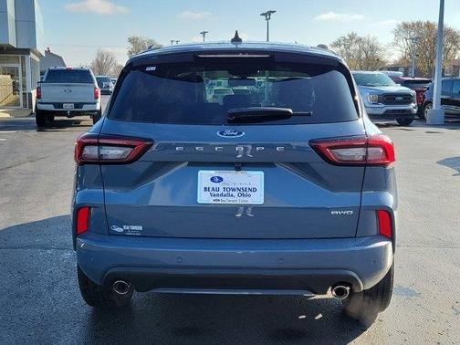 2025 Ford Escape ST-Line Elite