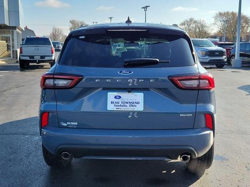 2025 Ford Escape ST-Line Elite