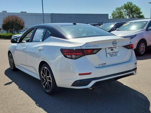 2025 Nissan Sentra SR