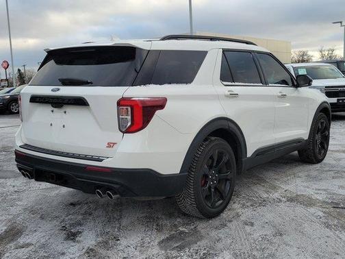 2022 Ford Explorer ST