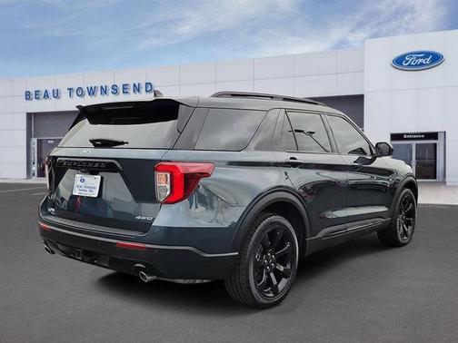 2022 Ford Explorer ST-Line