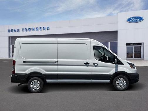 2025 Ford Transit-250 148 WB Medium Roof Cargo