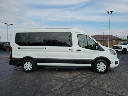 2024 Ford Transit-350 XLT