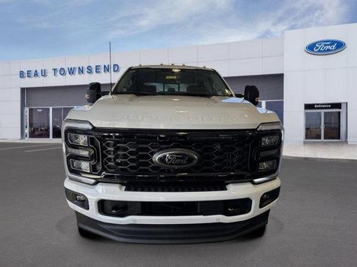 2026 Ford F-350 Lariat Super Duty