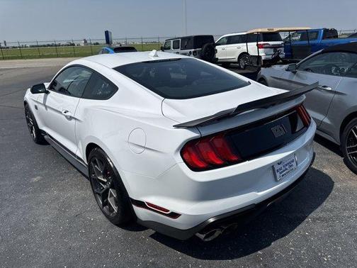 2022 Ford Mustang Mach 1
